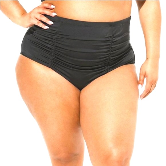🆕 Torrid High Rise Tummy Control Black Ruched Swim Bathing Suit Bottom 1X💕 - Picture 2 of 9